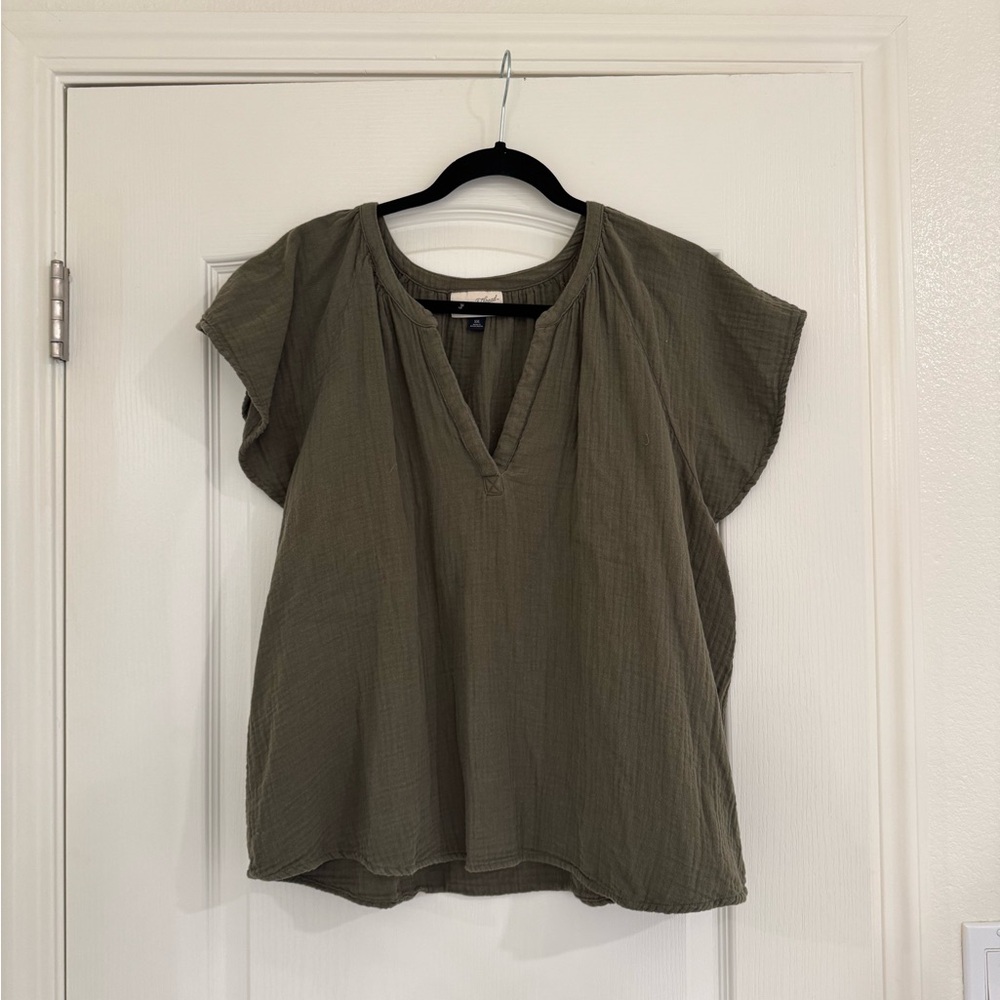 Universal Thread Khaki Women's Blouse